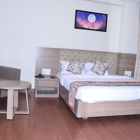Hotel Nand Residency Ghazipur Экстерьер фото