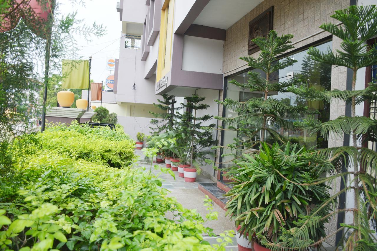 Hotel Nand Residency Ghazipur Экстерьер фото